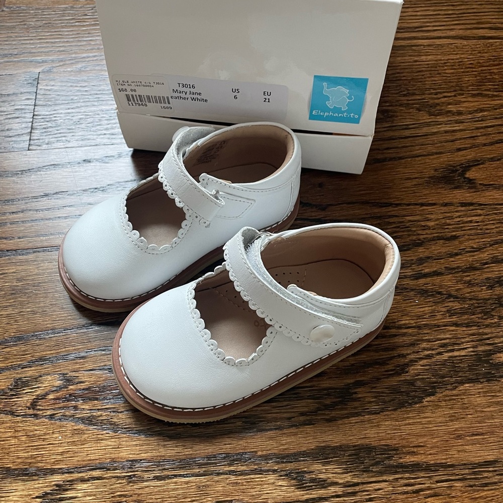 Elephantito White Kids Dress Shoes
